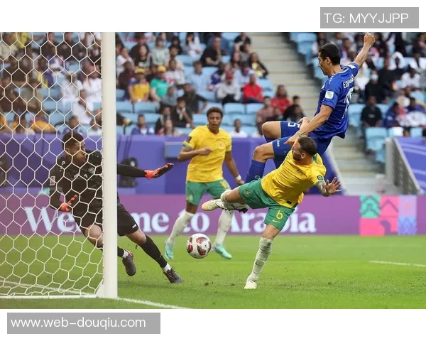 世界杯激战叙利亚对决卡塔尔两队争夺晋级名额的精彩对抗 世界杯激战叙利亚对决卡塔尔两队争夺晋级名额的精彩对抗