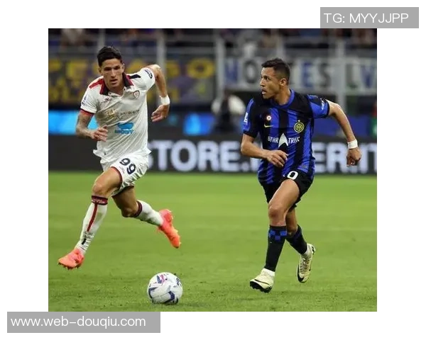 卡利亚里与费拉拉的激烈对决揭示意甲新赛季的竞争格局 卡利亚里与费拉拉的激烈对决揭示意甲新赛季的竞争格局