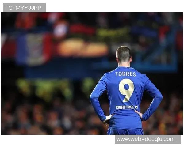 坎塞洛：从边缘球员到足球场上的璀璨明星之路与成长故事