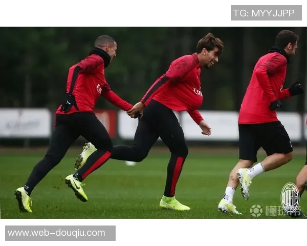 札幌瓦萨迎战东京FC争夺胜利双方全力以赴展现足球魅力 札幌瓦萨迎战东京FC争夺胜利双方全力以赴展现足球魅力